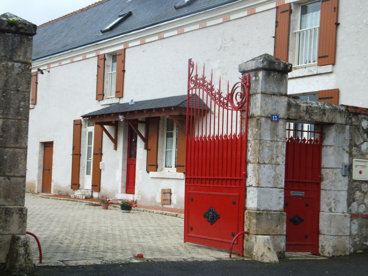 Les 4 Vents Hotel Vineuil  Exterior photo